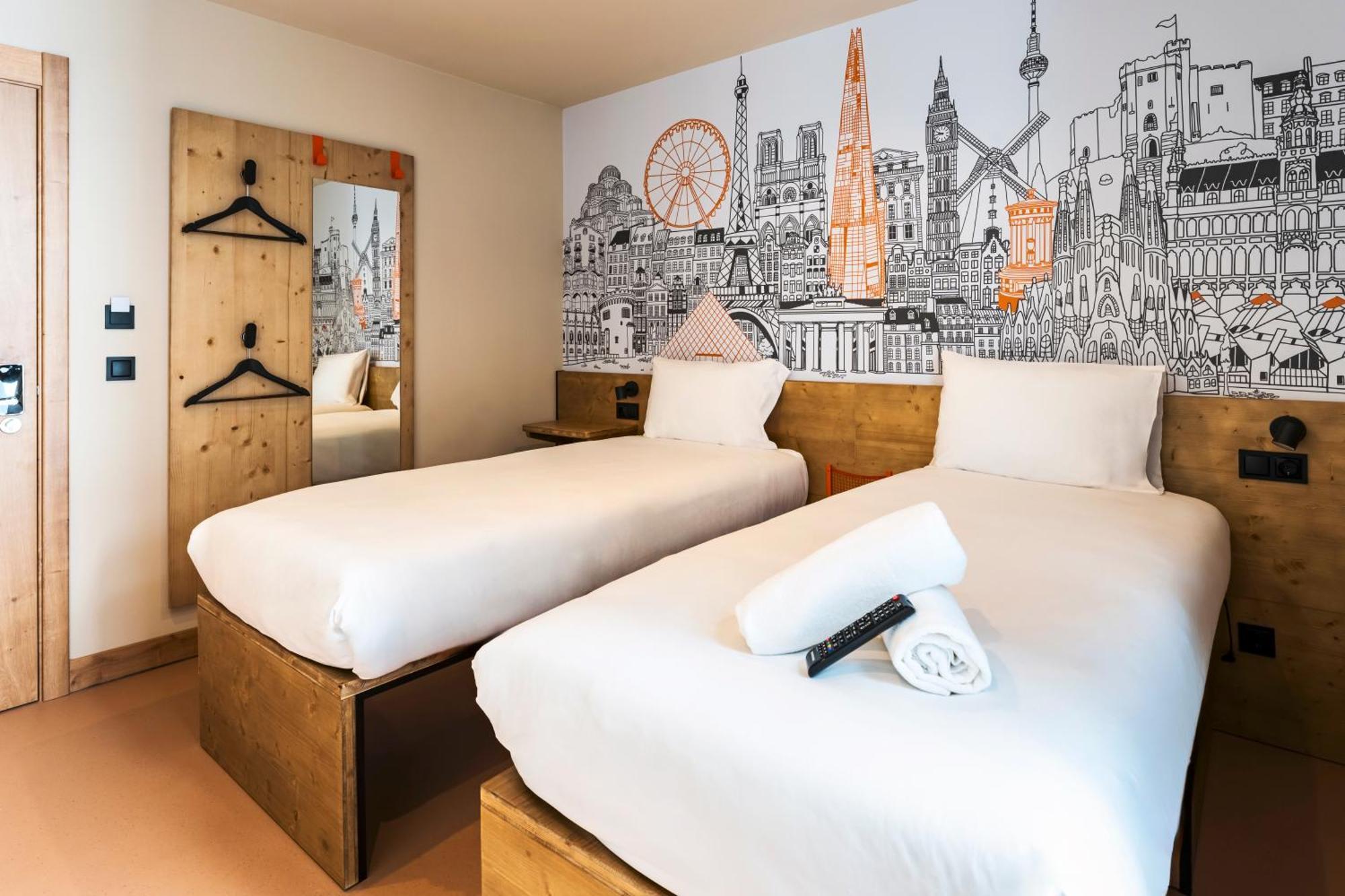 Easyhotel La Sagrera Hotel *