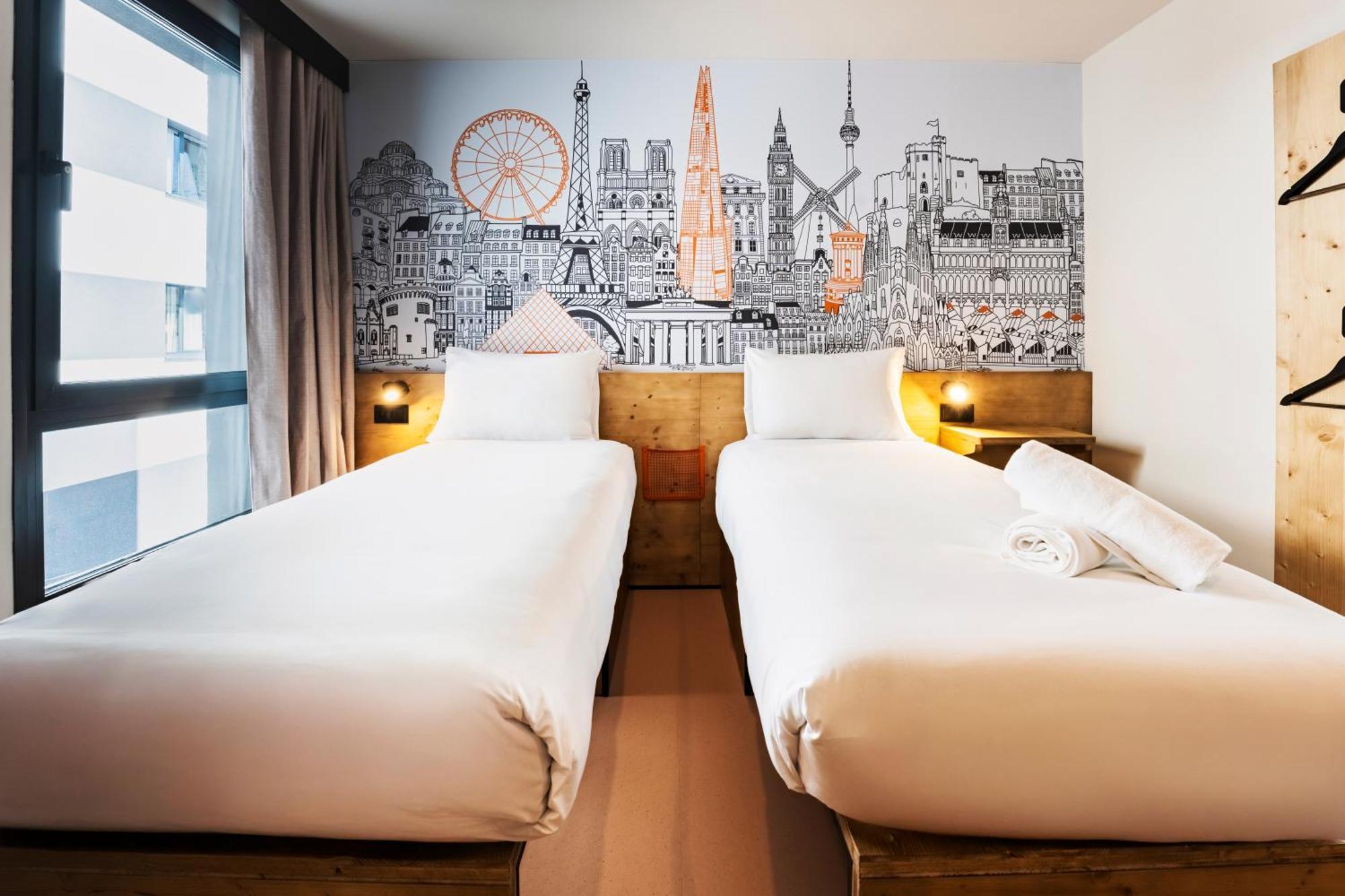 Easyhotel La Sagrera Hotel *