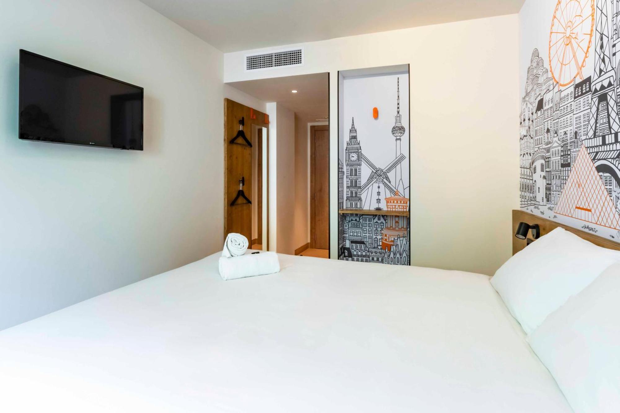 Easyhotel La Sagrera